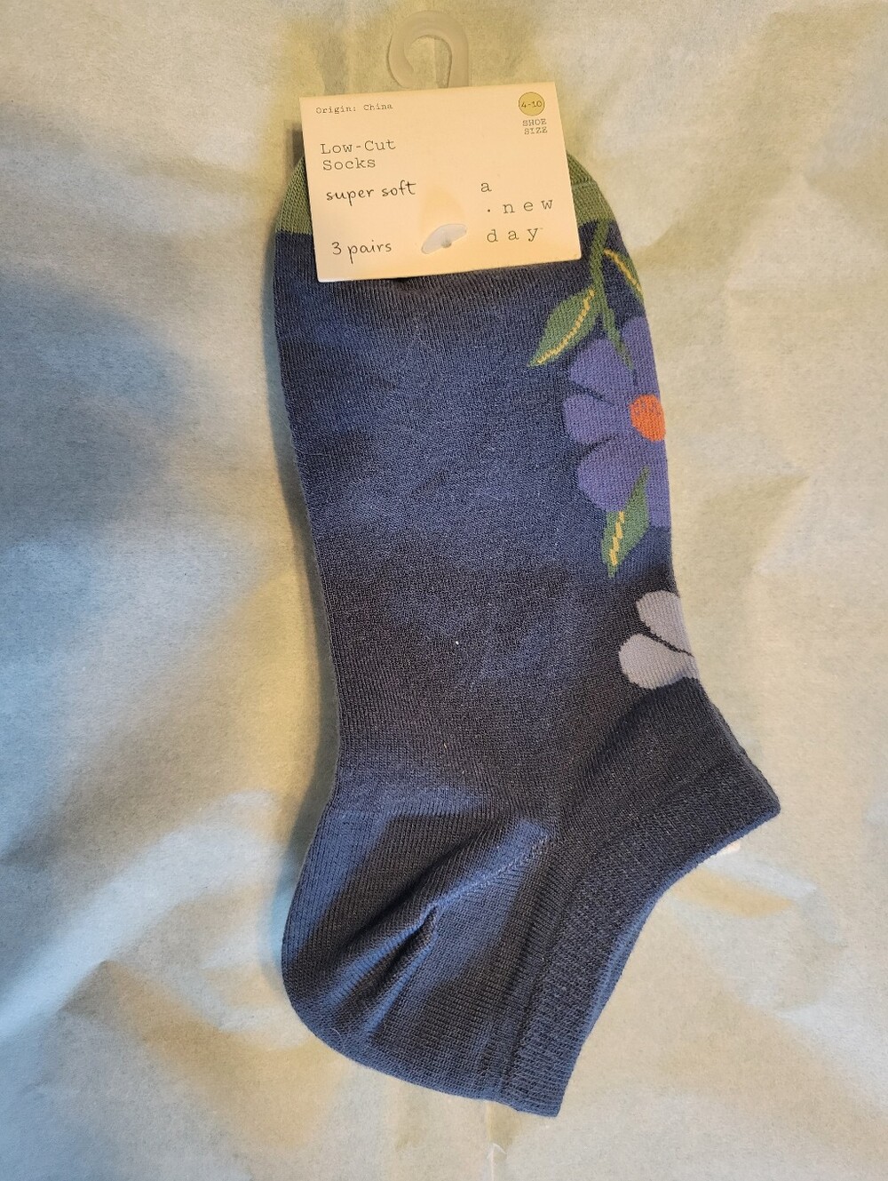 a new day Navy Floral Low-Cut Socks - Womens 4-10 - NWT